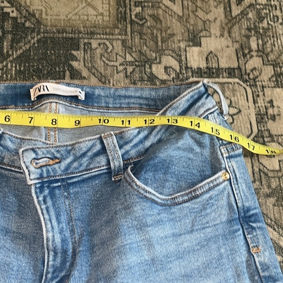 Zara women’s Light Blue Jeans size 14 - Picture 4 of 7